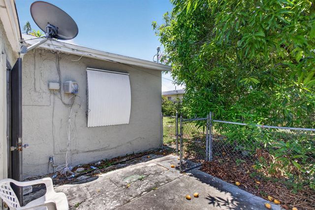 511 NW 17th Avenue, Fort Lauderdale, FL 33311