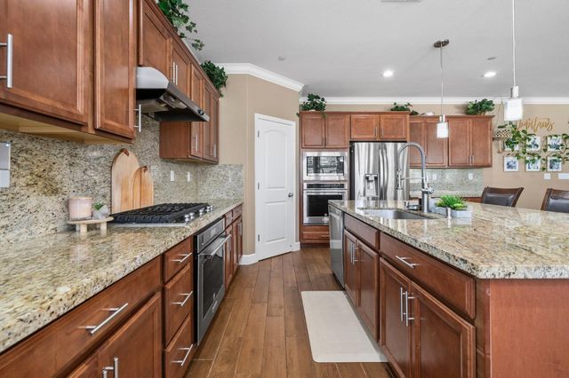 1391 Crystal Dr, Lathrop, CA 95330