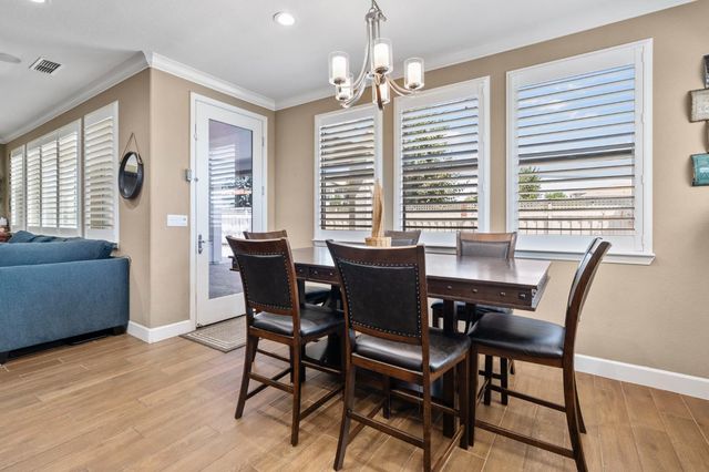 1391 Crystal Dr, Lathrop, CA 95330