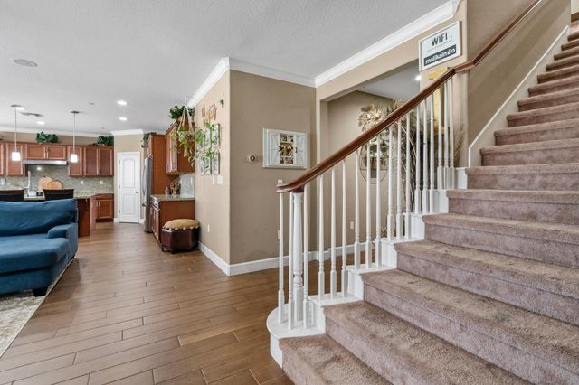 1391 Crystal Dr, Lathrop, CA 95330