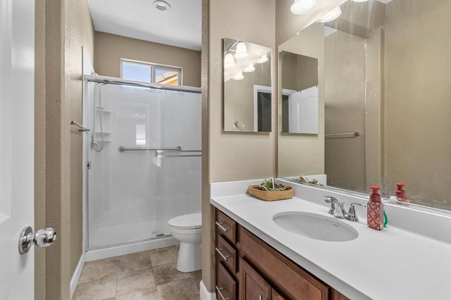 1391 Crystal Dr, Lathrop, CA 95330