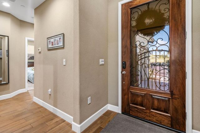 1391 Crystal Dr, Lathrop, CA 95330