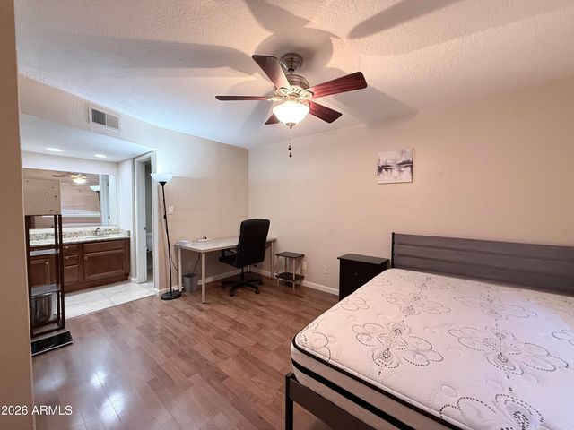 1125 E Broadway Road 113, Tempe, AZ 85282