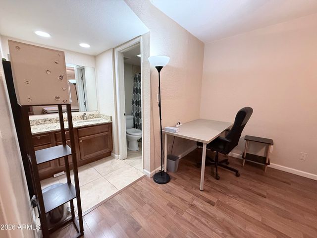1125 E Broadway Road 113, Tempe, AZ 85282