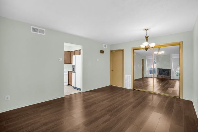 4112 Bowser Avenue 103, Dallas, TX 75219