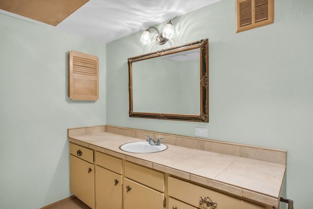 4112 Bowser Avenue 103, Dallas, TX 75219