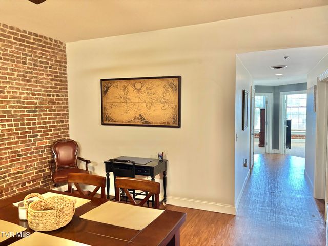 116 Tipton Street Apt 213, Johnson City, TN 37604