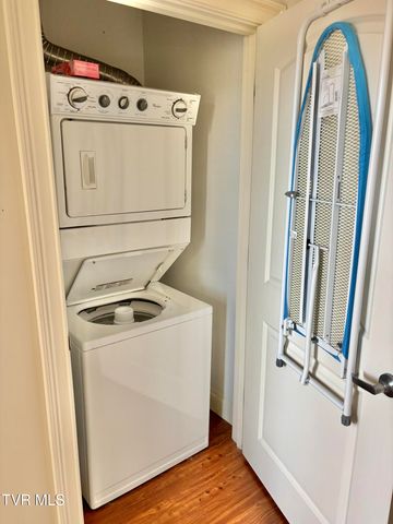 116 Tipton Street Apt 213, Johnson City, TN 37604