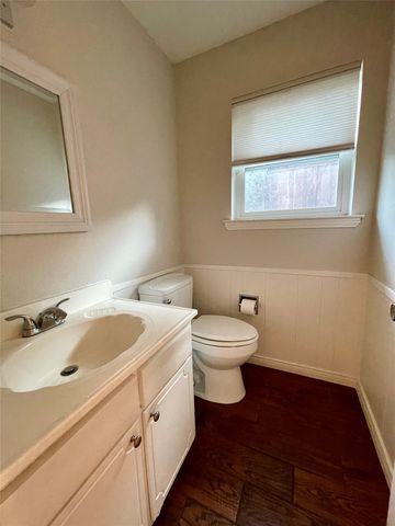 7814 La Manga Drive, Dallas, TX 75248