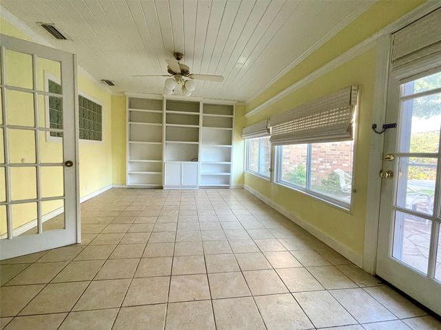 7814 La Manga Drive, Dallas, TX 75248