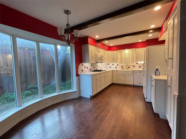 7814 La Manga Drive, Dallas, TX 75248