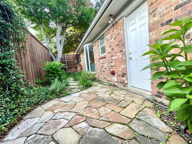 7814 La Manga Drive, Dallas, TX 75248