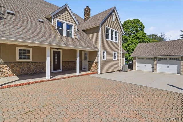 6420 West Quaker Street, Orchard Park, NY 14127