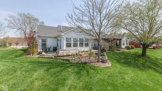 1304 Flintlock Drive, Greenwood, IN 46143