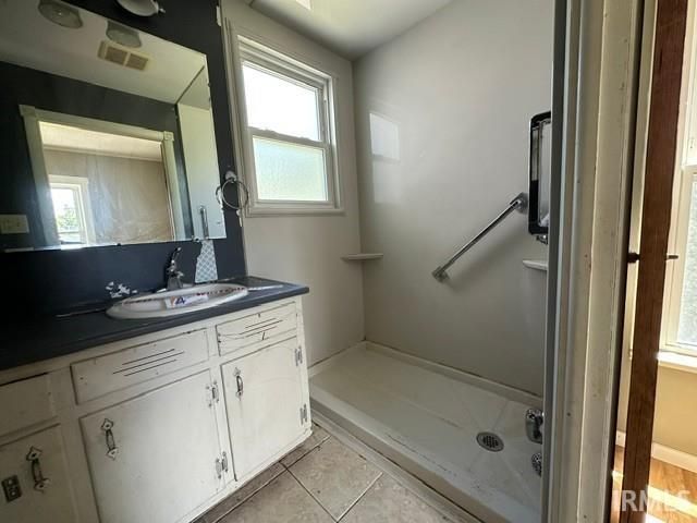 212 E Washington Street, Bluffton, IN 46714
