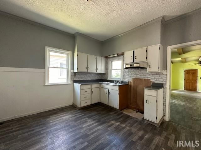 212 E Washington Street, Bluffton, IN 46714