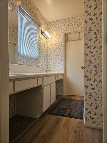 6311 N 74th Street, Scottsdale, AZ 85250