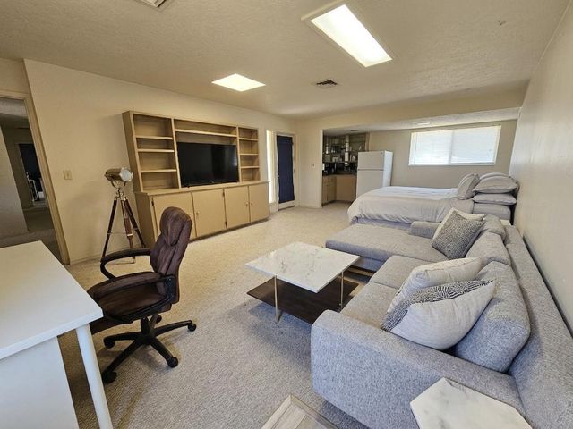 6311 N 74th Street, Scottsdale, AZ 85250