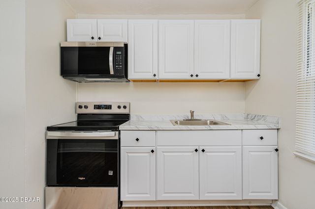 706 Flanders Avenue, Daytona Beach, FL 32114