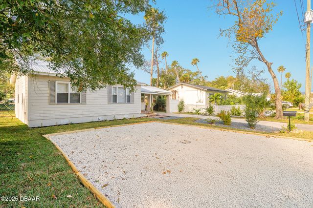 706 Flanders Avenue, Daytona Beach, FL 32114