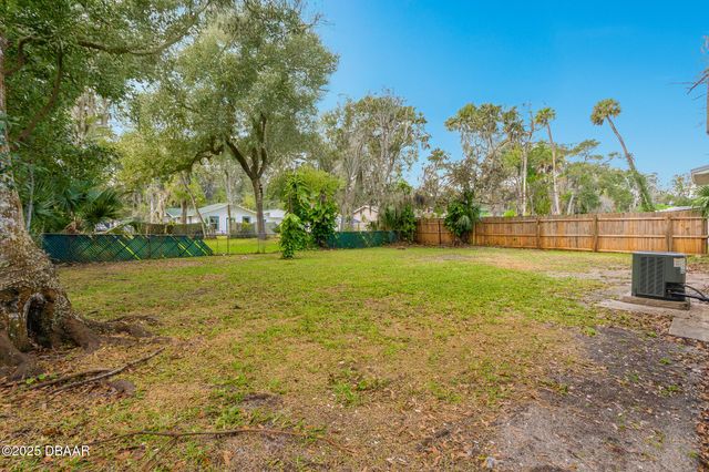 706 Flanders Avenue, Daytona Beach, FL 32114