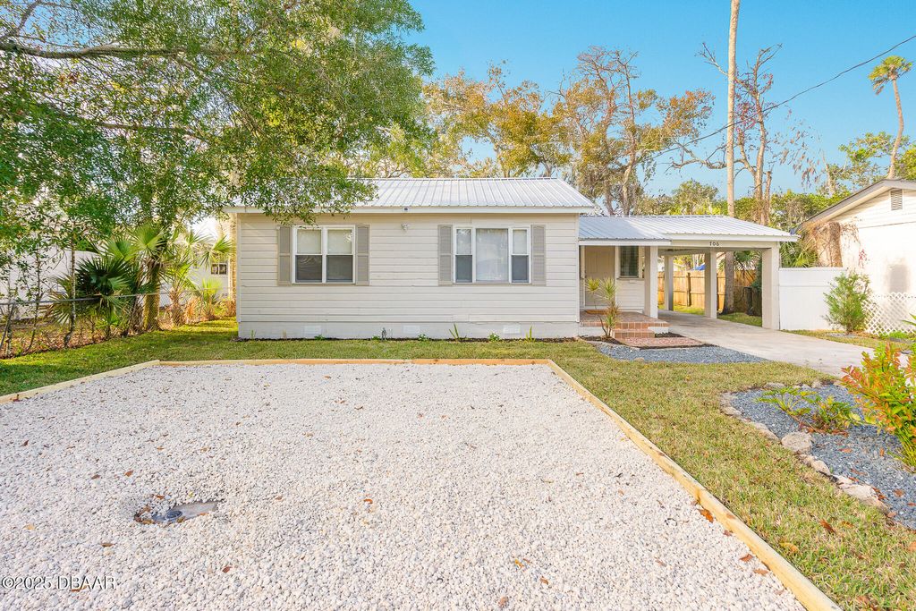 706 Flanders Avenue, Daytona Beach, FL 32114