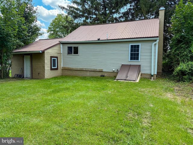 4131 HORSESHOE PIKE, Honey Brook, PA 19344