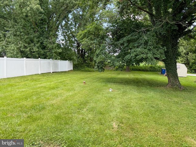 4131 HORSESHOE PIKE, Honey Brook, PA 19344