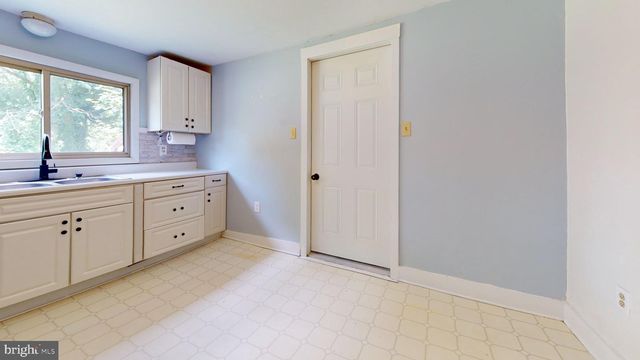 4131 HORSESHOE PIKE, Honey Brook, PA 19344