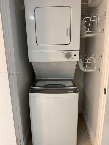 1060 Brickell Avenue 4115, Miami, FL 33131