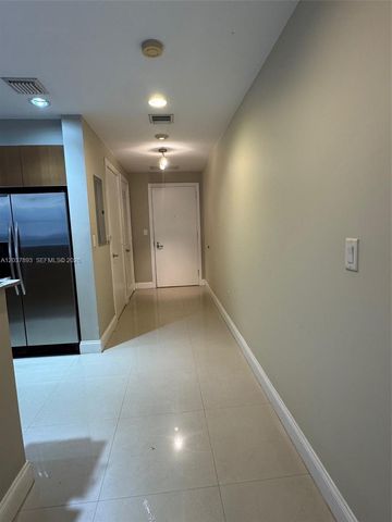 1060 Brickell Avenue 4115, Miami, FL 33131