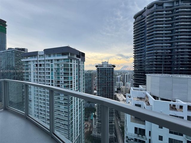 1060 Brickell Avenue 4115, Miami, FL 33131
