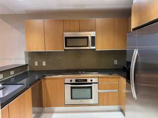1060 Brickell Avenue 4115, Miami, FL 33131