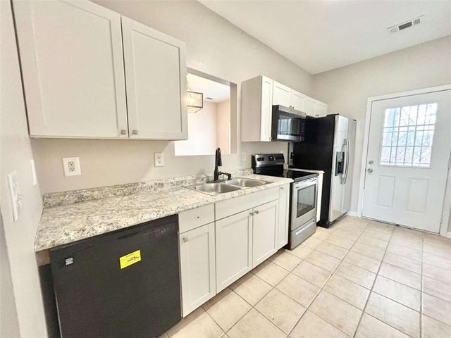 1017 Wheel House Lane, Monroe, GA 30655