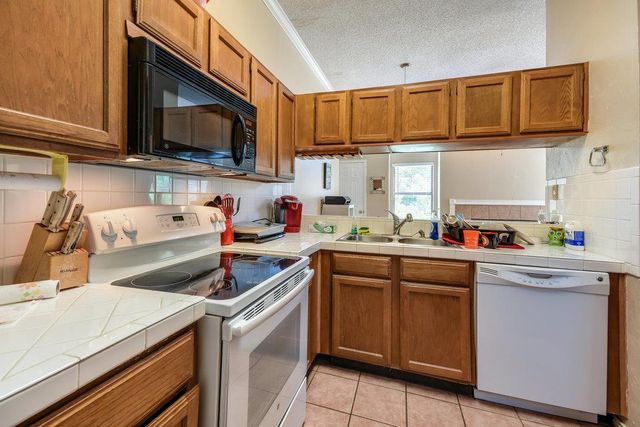 2802 Nueces ST 312, Austin, TX 78705