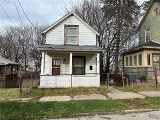 439 Malleable St, Sharon, PA 16146