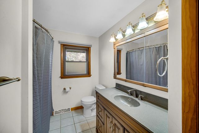 6416 Old Porter Road, Portage, IN 46368