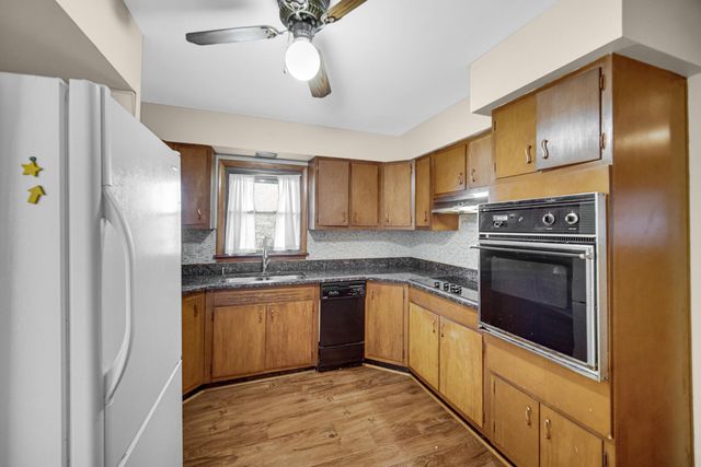 6416 Old Porter Road, Portage, IN 46368