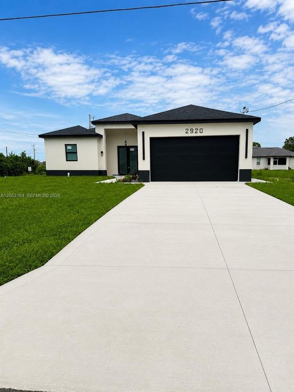 2920 SW 30th Street, Lehigh Acres, FL 33976