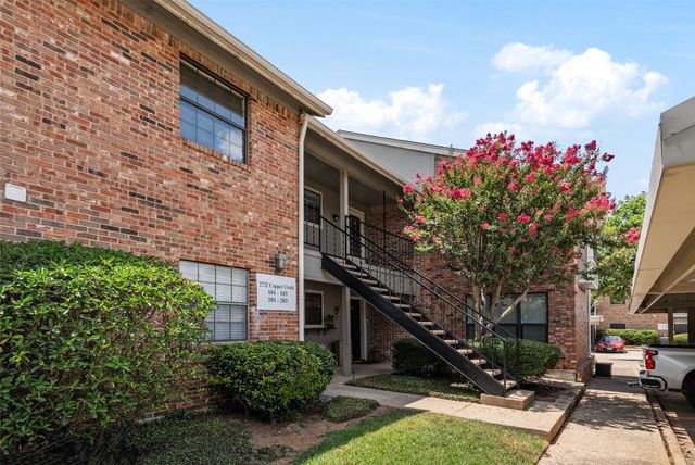 2732 Copper Creek Drive 202, Arlington, TX 76006