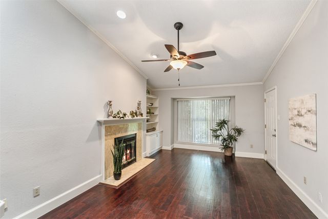 2732 Copper Creek Drive 202, Arlington, TX 76006