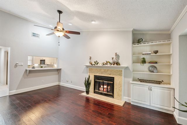 2732 Copper Creek Drive 202, Arlington, TX 76006