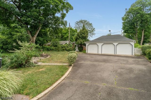 35 Elwood Ave, Flemington Boro, NJ 08822