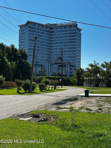 3298 W Race Track Road, D'iberville, MS 39540