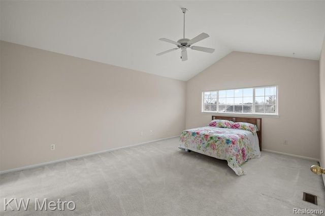 5914 Creekside Drive 78, Troy, MI 48085