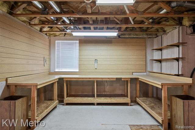 5914 Creekside Drive 78, Troy, MI 48085