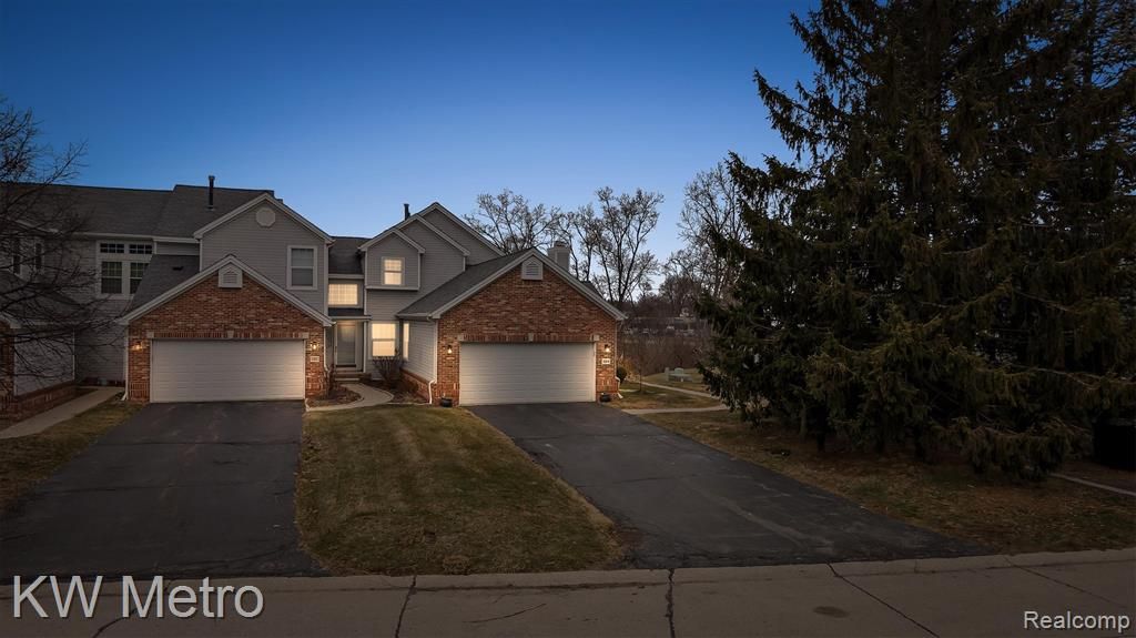 5914 Creekside Drive 78, Troy, MI 48085