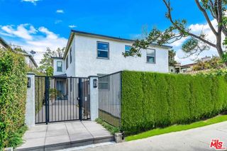 11575 Riverside Drive, Valley Village, CA 91602