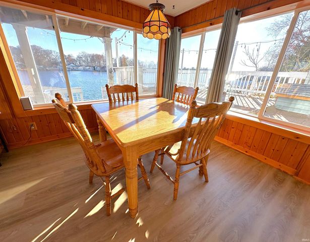 5100 E Quiet Water Court, Monticello, IN 47960