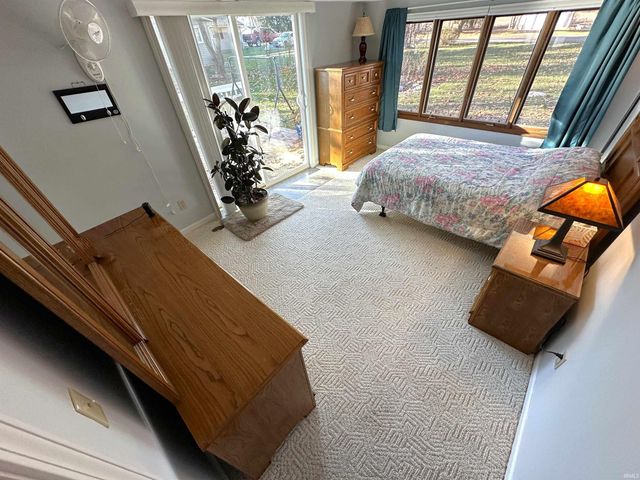 5100 E Quiet Water Court, Monticello, IN 47960